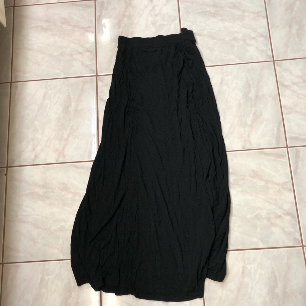 Maxi Skirt with M slits